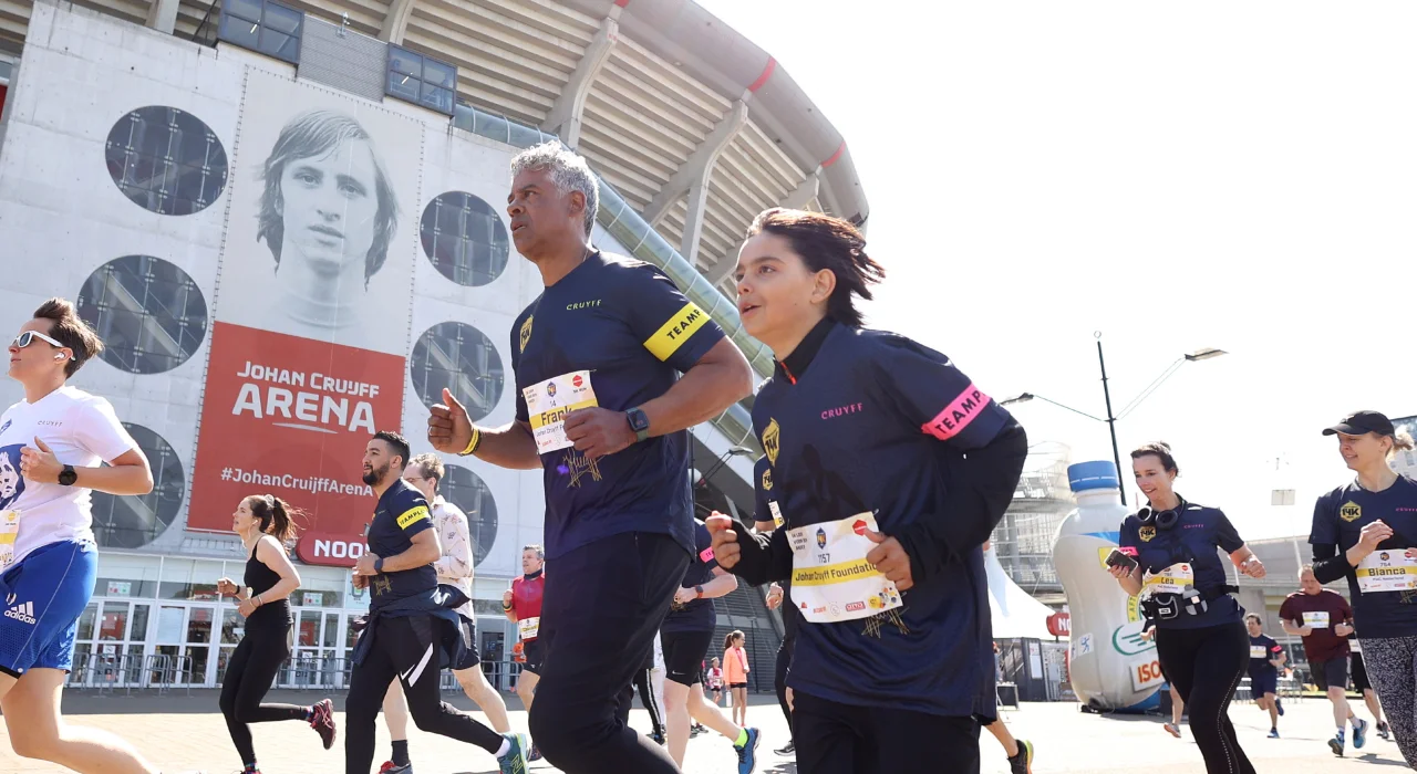 Johan Cruijff Run: Hardlopen, wandelen en kids rond de ArenA