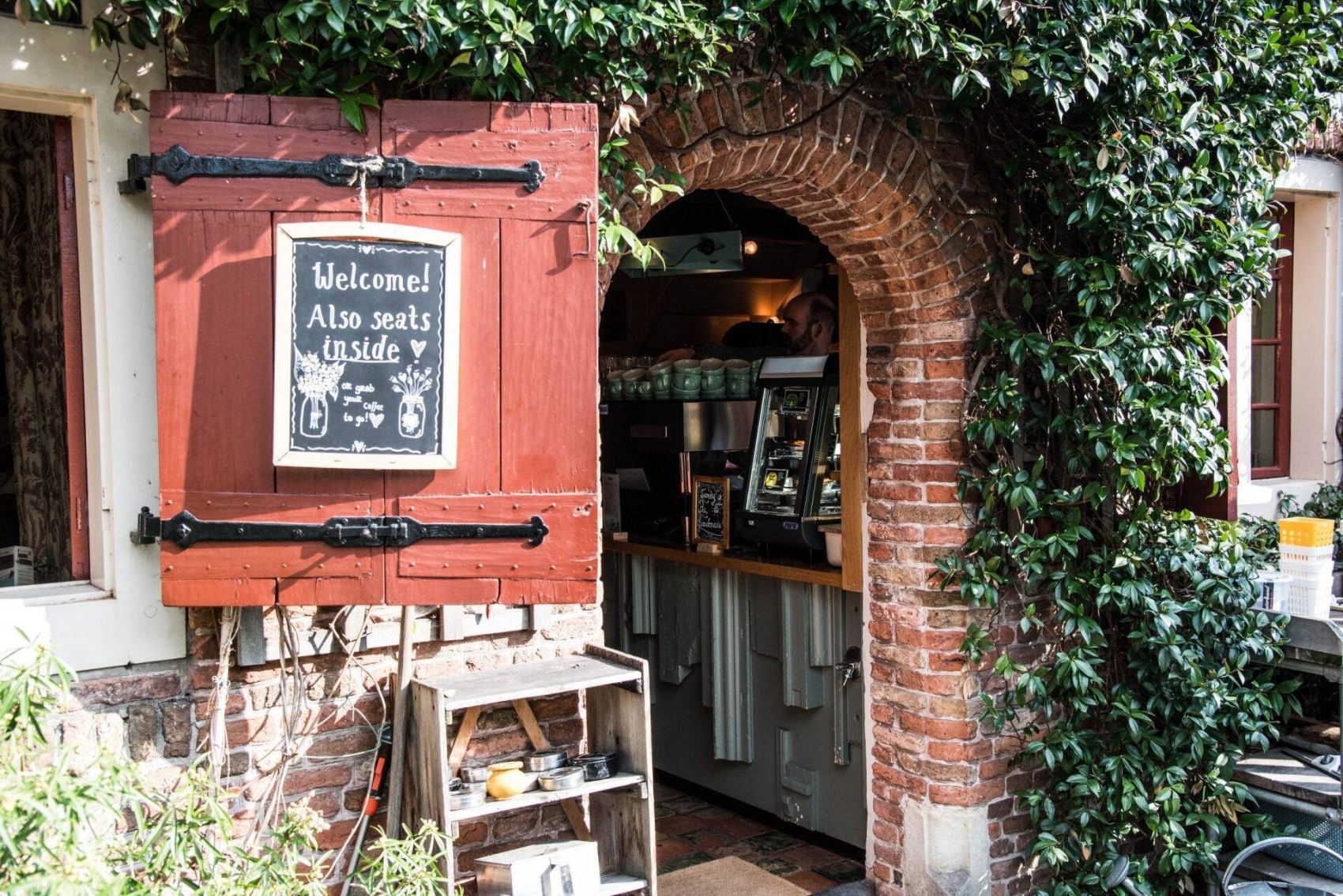 koffieschenkerij-koffie-bar-amsterdam_1