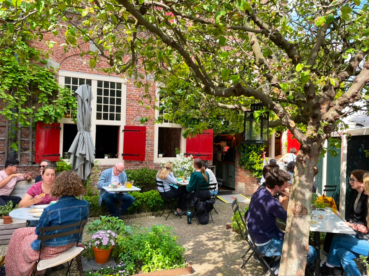 koffieschenkerij-koffie-bar-amsterdam_3