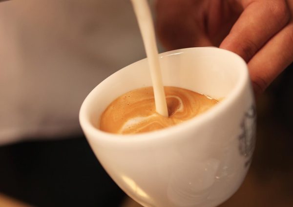 Locals Coffee in De Pijp: three locations, one coffee brand