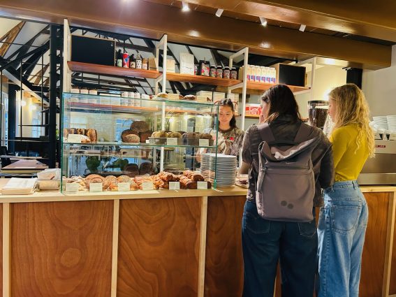 louf-de-molen-bakkerswinkel-amsterdam_2