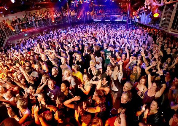 Violet Chachki | Club Chrome: drag en synthpop in de Melkweg