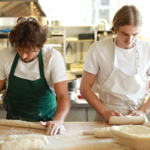 Metro in Noord: Bakkerij en restaurant onder één dak