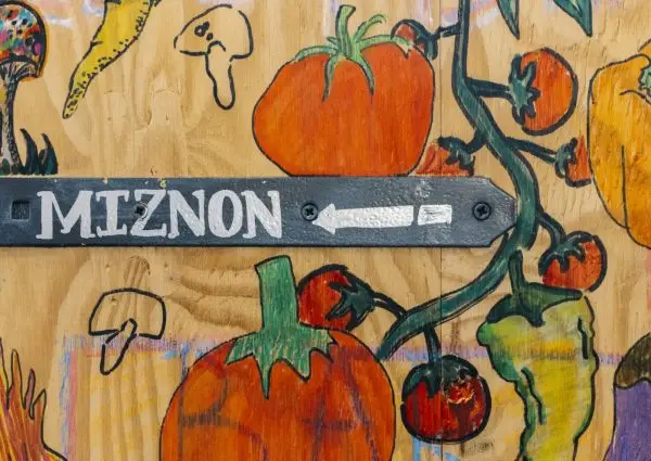 Miznon: Israeli street-food in Amsterdam