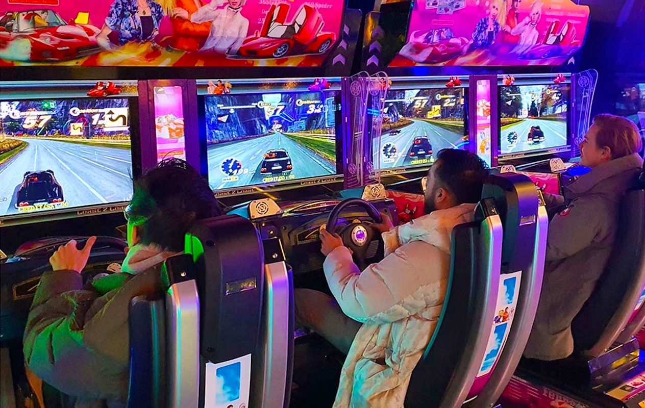 mollys-arena-arcade-uitgaan-amsterdam_2