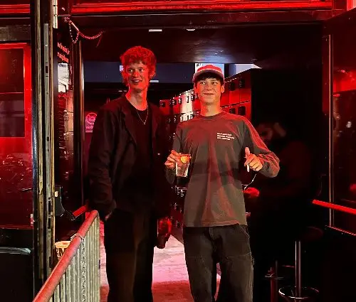 Nachbar: the intimate club that has kept the center going for years