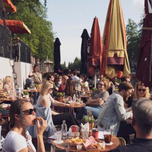 Cousin of Fred: waterfront terrace in the Baarsjes