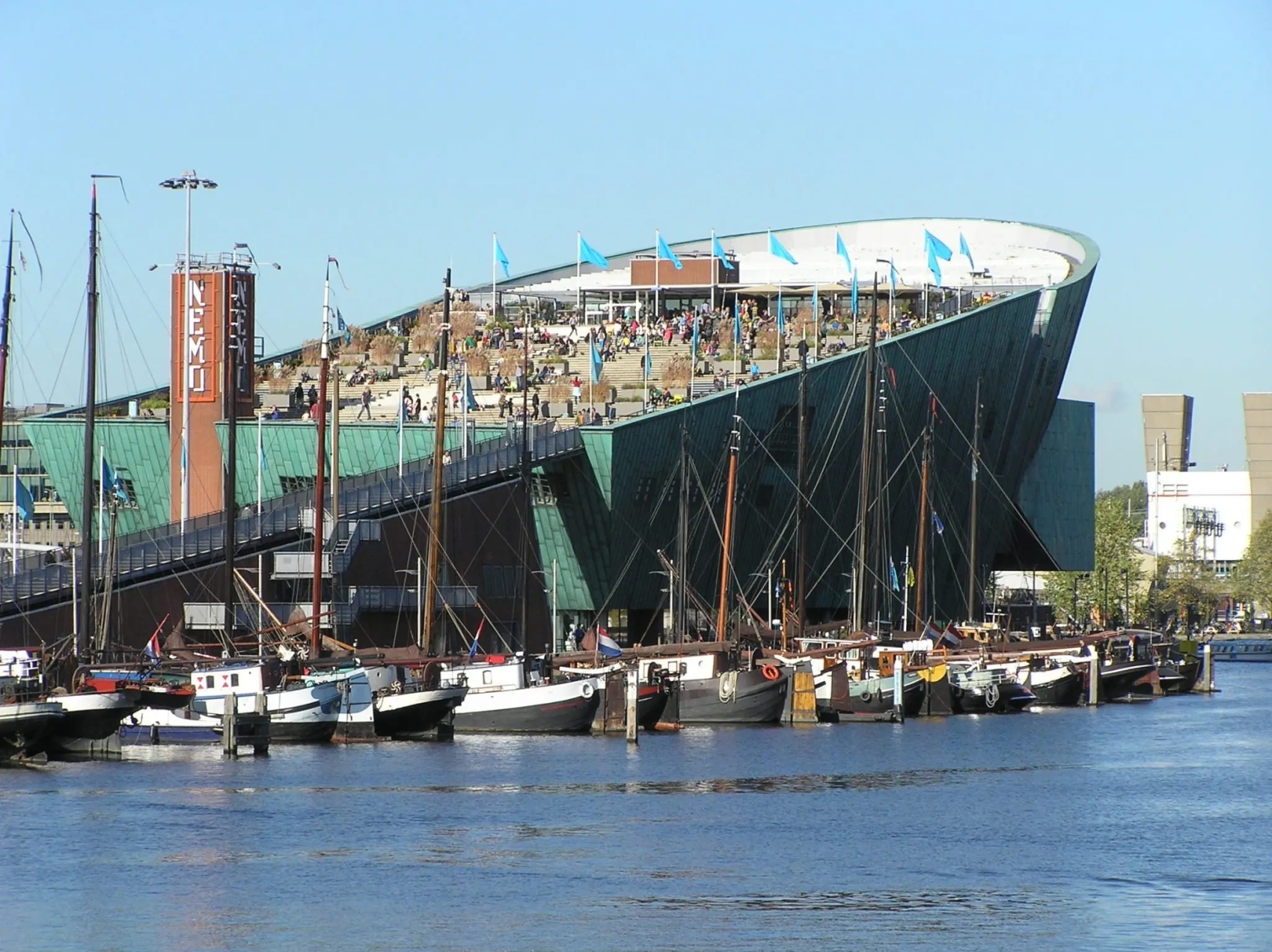 nemo-science-museum-amsterdam
