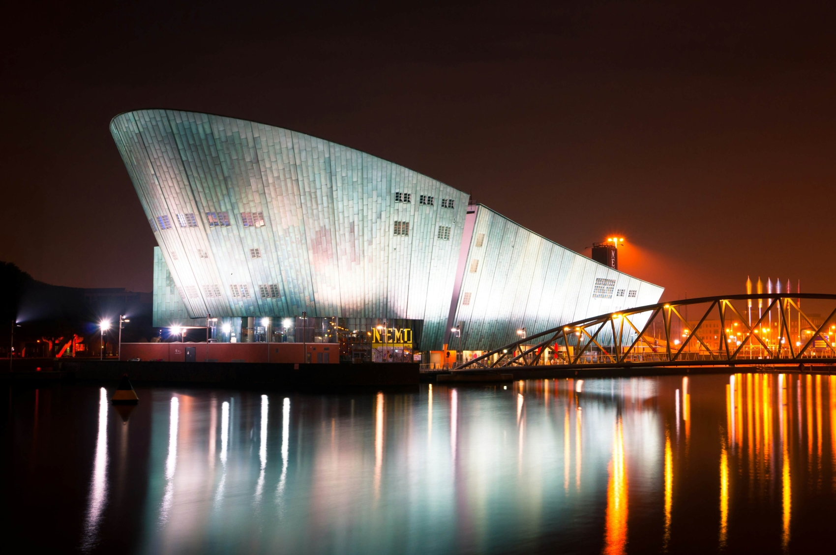 NEMO Science Museum: Ontdek wetenschap en techniek