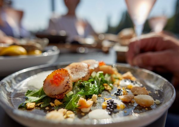 Ode aan de Amstel: lunch and dinner on the water