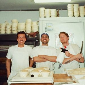 Olaf Brood bakt zuurdesem naast de Dappermarkt, zonder fratsen
