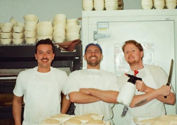 Olaf Brood bakt zuurdesem naast de Dappermarkt, zonder fratsen
