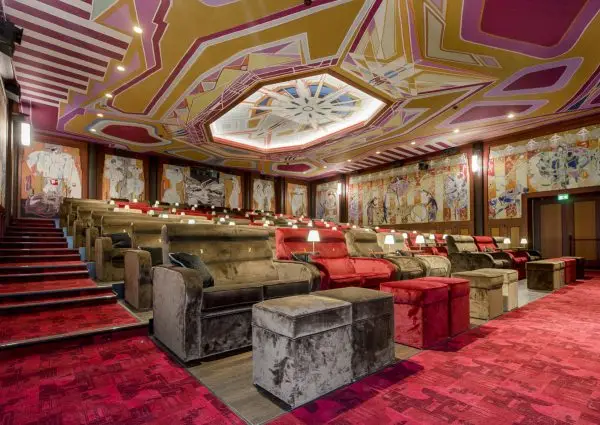 Pathé Tuschinski: De mooiste bioscoop die je kent maar vergeet te zien