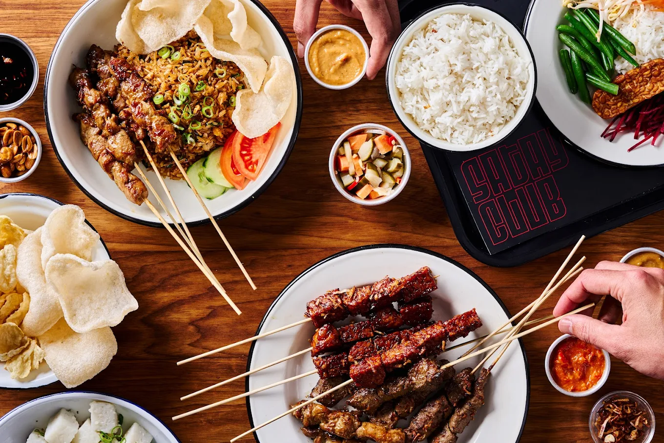Ontdek de Smaak van Satay Club: Een Culinaire Favoriet in Amsterdam