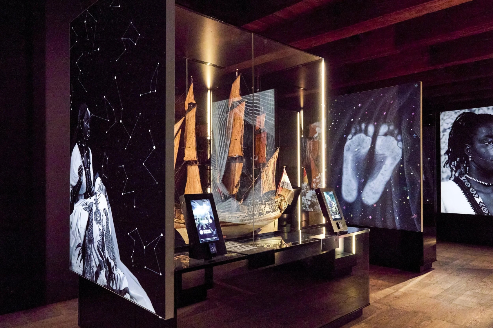 shadows-atlantic-ocean-exhibition-urban-amsterdam_2