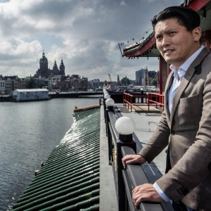 Drijvend Chinees restaurant Sea Palace al 40 jaar favoriet