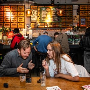 Studio/K is een bioscoop, podium en restaurant inéén