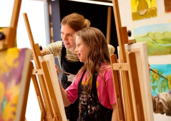 Drawing at the Van Gogh Museum's Open Studio