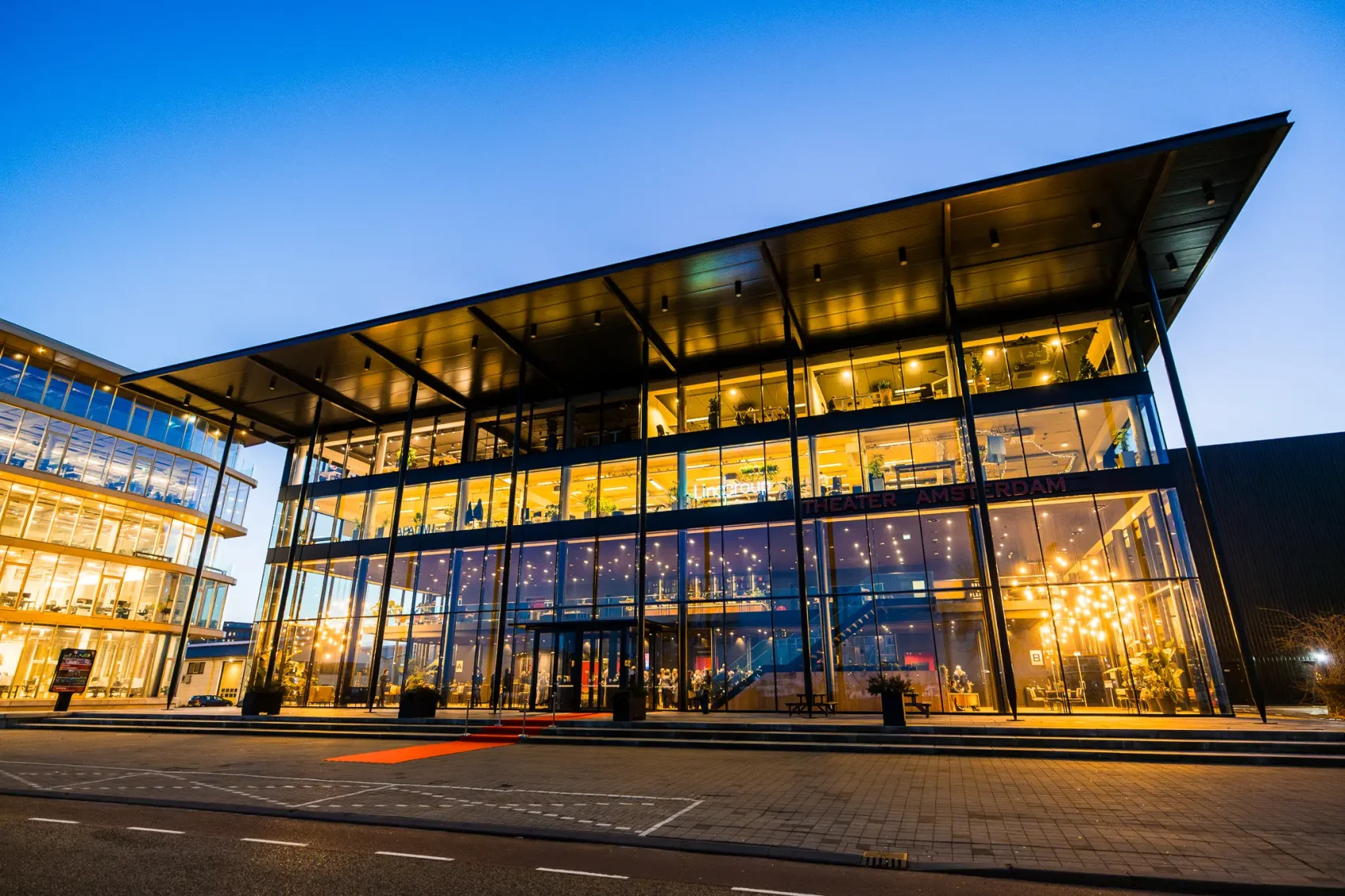 theater-amsterdam_2