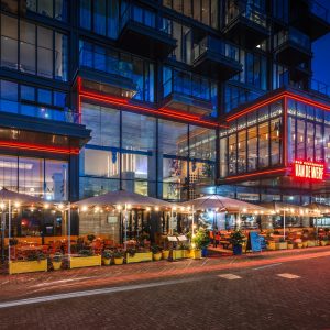 Bar-restaurant Van de Werf, dé plek waar de NDSM samenkomt