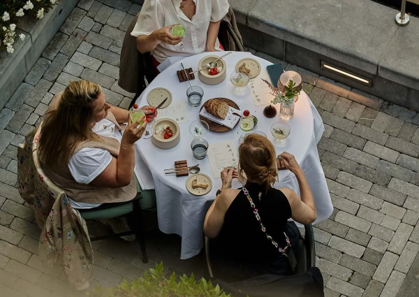 VanOost Sundays: meergangenlunch met gastchefs aan het Oosterpark