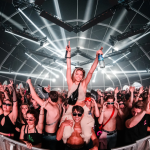 Verknipt: Hard techno van clubnacht tot stadionrave