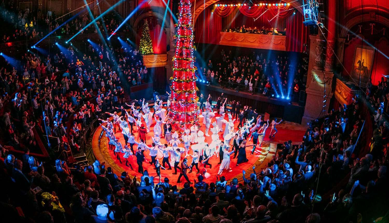 world-christmas-circus-performance-carre-amsterdam_2