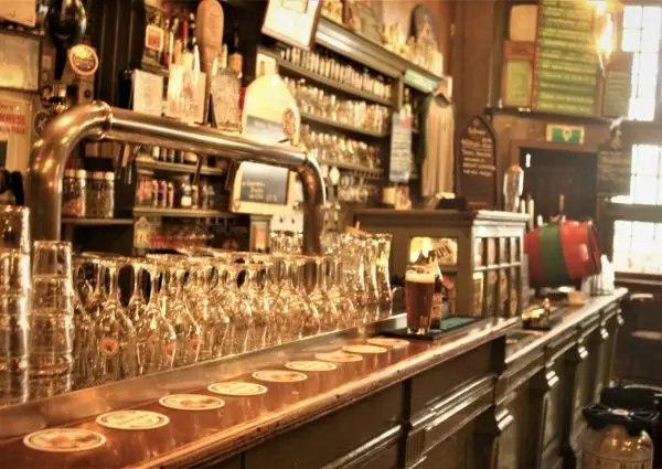 In de Wildeman: het biercafé waar muziek verboden is