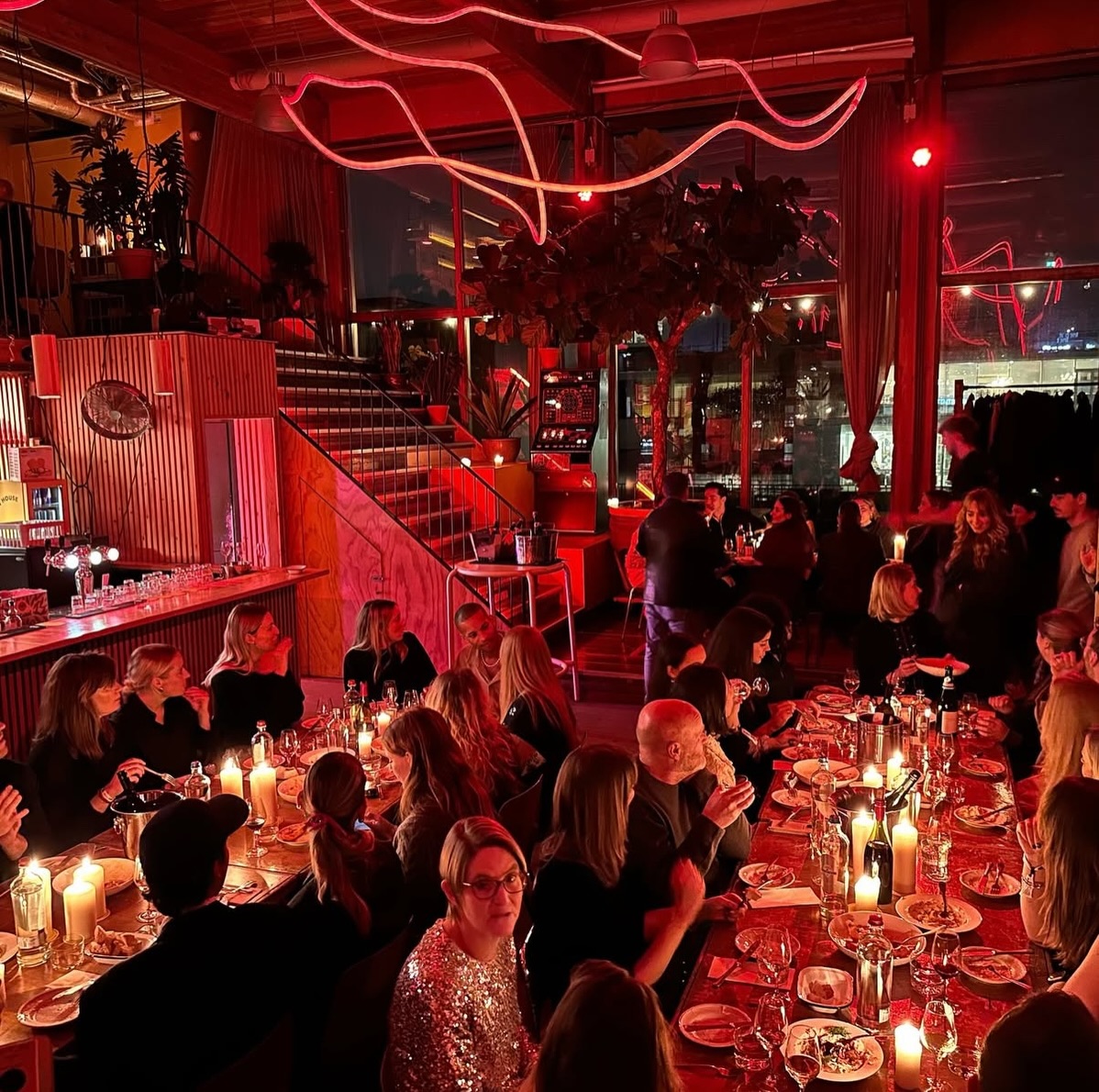 yellow-house-restaurant-club-amsterdam_4